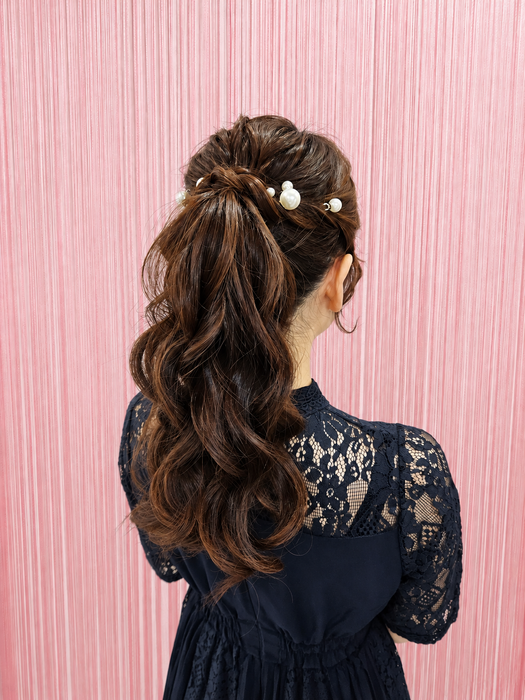 画像11692：ハーフツインリボンアレンジ・ペア｜梅田・北新地ヘアセット