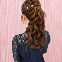 画像11693：ハーフツインリボンアレンジ・ペア｜梅田・北新地ヘアセット