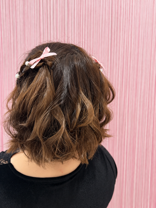 画像11695：ハーフツインリボンアレンジ・ペア｜梅田・北新地ヘアセット
