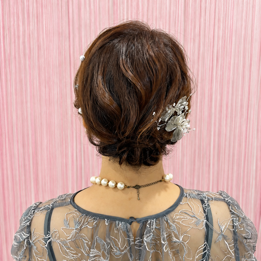 画像11711：低めシニヨン｜梅田・北新地ヘアセット