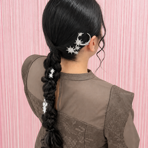 画像11720：月と星飾りの編み込みヘア｜梅田・北新地ヘアセット