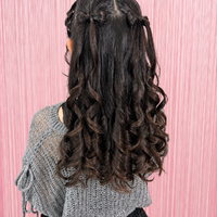 画像11836：花飾り低めシニヨン｜梅田・北新地ヘアセット