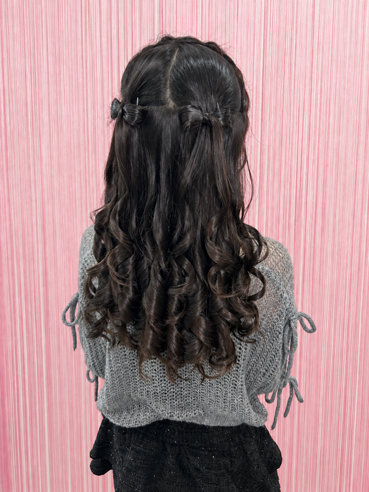 画像11837：花飾り低めシニヨン｜梅田・北新地ヘアセット