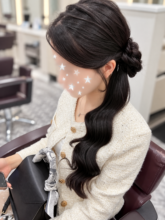 画像11848：花飾り低めシニヨン｜梅田・北新地ヘアセット