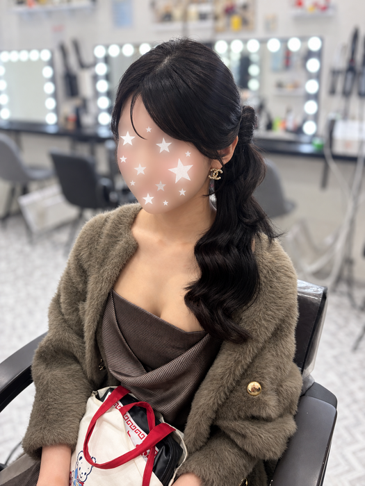 画像11850：花飾り低めシニヨン｜梅田・北新地ヘアセット