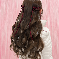 画像11873：花飾り低めシニヨン｜梅田・北新地ヘアセット