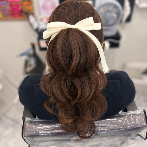 画像11880：リボンポニーテール｜梅田・北新地ヘアセット