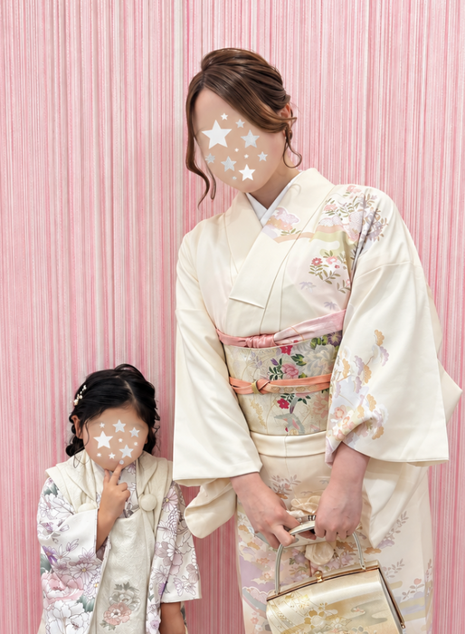 画像11955：花飾り低めシニヨン｜梅田・北新地ヘアセット